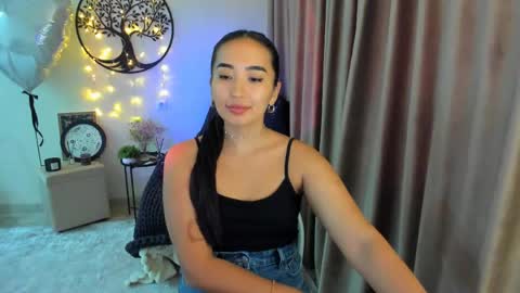 dudetta Kim online show from May 19, 4:02 pm