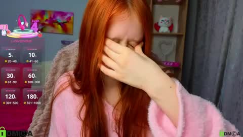 wow_emma_ online show from April 2, 12:36 pm