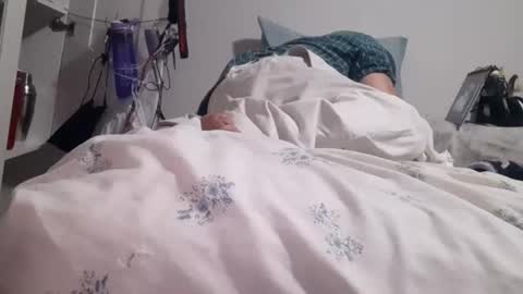 Cuteipie online show from June 28, 4:29 am