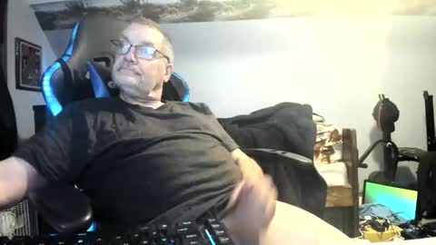 wowsers2022 online show from October 25, 8:11 am