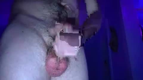 Snapshot of wrecklesspleasure93 chatting on January 18, 3:42 am wrecklesspleasure93 online show from January 18, 3:42 am