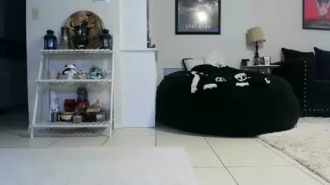 Crystal Lake online show from September 9, 5:07 am