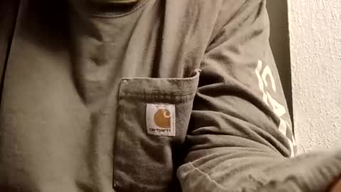 Snapshot of wtfamiwatching_ chatting on November 3, 12:24 am wtfamiwatching_ online show from November 3, 12:24 am