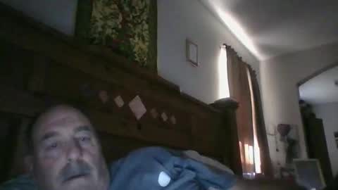 wtng4u online show from November 28, 3:04 pm