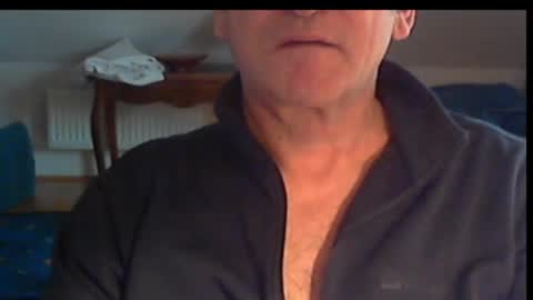 Snapshot of wuki123 chatting on February 12, 2:32 pm Wuki online show from February 12, 2:32 pm