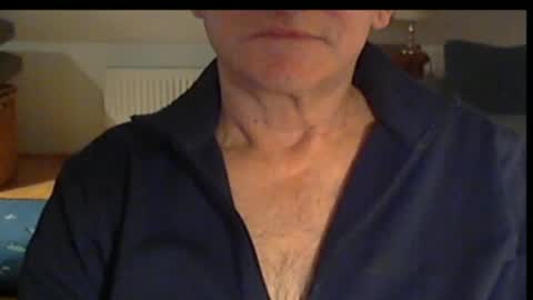 Snapshot of wuki123 chatting on November 25, 9:59 pm Wuki online show from November 25, 9:59 pm