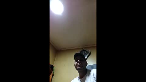 Snapshot of wuseegelfwqa chatting on March 9, 5:22 am wuseegelfwqa online show from March 9, 5:22 am