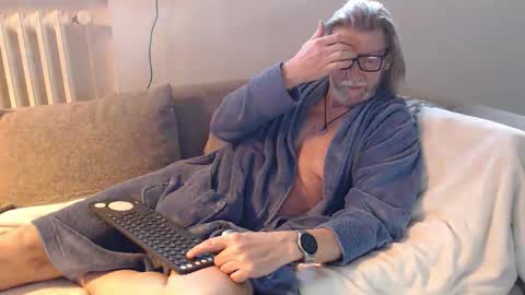 WyattEarp64 online show from February 2, 8:24 am