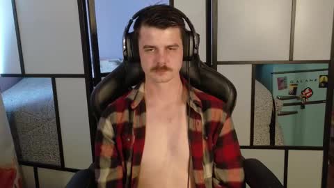 Wyatt online show from February 7, 10:13 pm