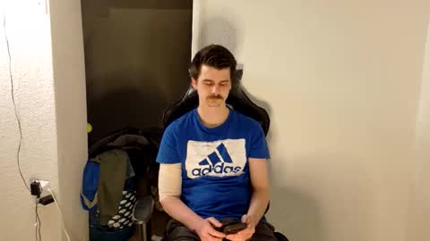 Wyatt online show from March 25, 7:09 pm