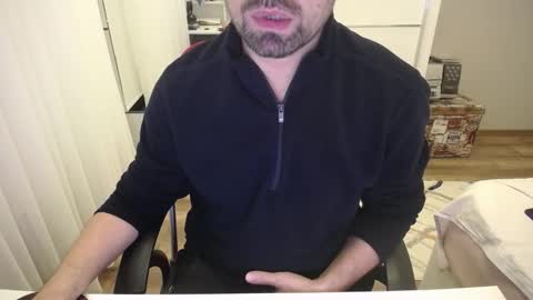 Mr. Lonely online show from October 28, 10:45 pm