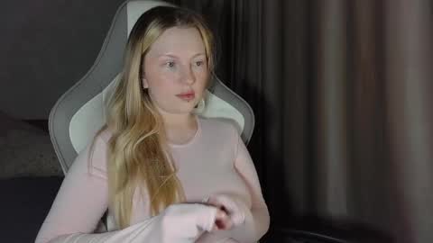 eva online show from April 14, 5:41 pm