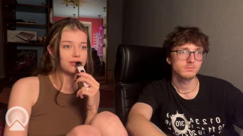 Philipp and Este online show from May 18, 12:07 am