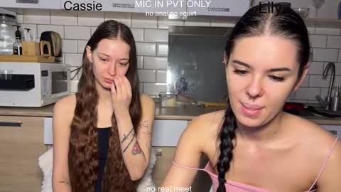 Snapshot of x_kai chatting on February 1, 10:36 am wiwi clap clap cat baby girl online show from February 1, 10:36 am