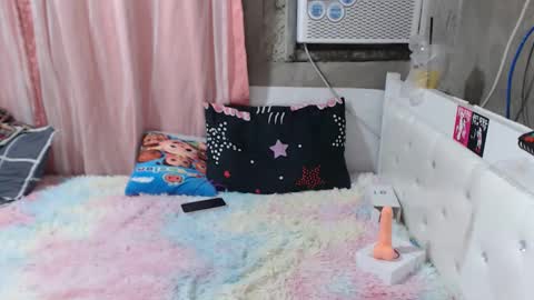 x_lexi_x online show from March 3, 3:18 pm