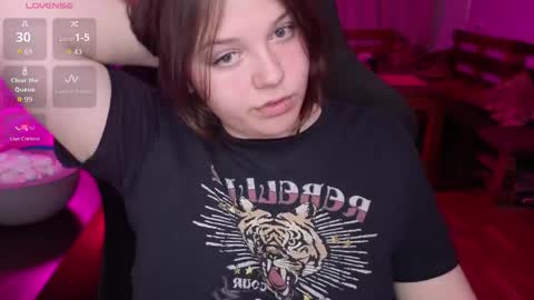LOVE NERDS ONLY online show from May 18, 4:07 am