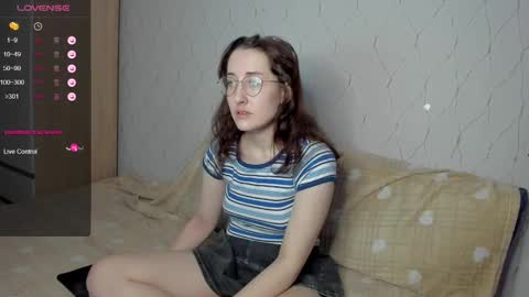 Snapshot of x_purr_agatha_x chatting on January 27, 2:53 am Agatha online show from January 27, 2:53 am
