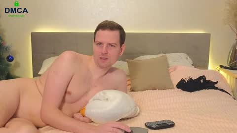 x_sweety_couple_x online show from December 12, 3:43 am