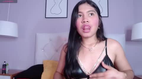 aurora  online show from September 23, 3:20 am