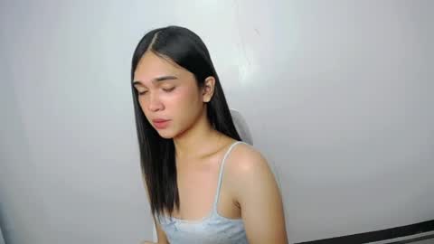 xairah_doux online show from May 16, 12:07 am
