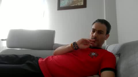 Snapshot of xalegarmax chatting on April 8, 1:11 pm xalegarmax online show from April 8, 1:11 pm