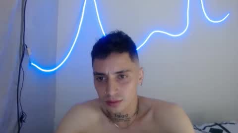 Snapshot of xalejo_max chatting on November 30, 3:43 am xalejo_max online show from November 30, 3:43 am