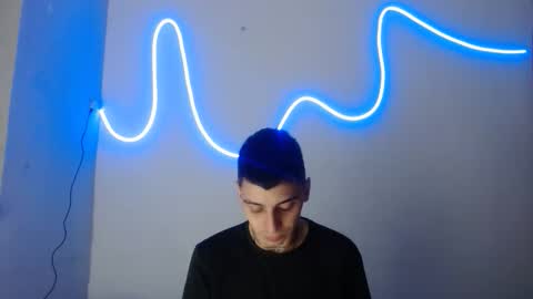 Snapshot of xalejo_max chatting on December 3, 10:19 pm xalejo_max online show from December 3, 10:19 pm