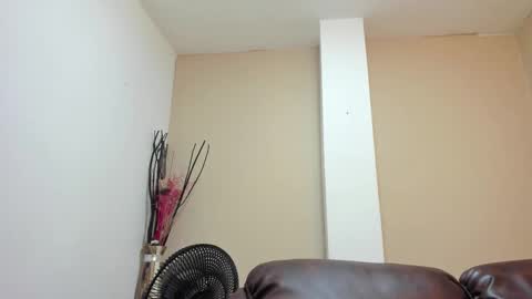 xam_collen online show from September 24, 4:10 pm