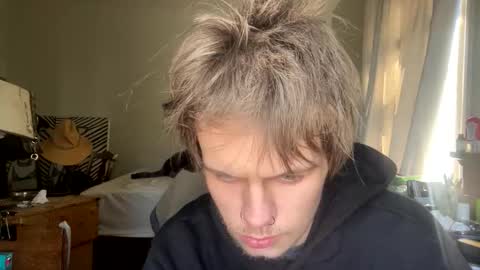 xander0zzz online show from March 19, 4:11 pm