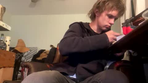 xander0zzz online show from March 30, 5:08 am