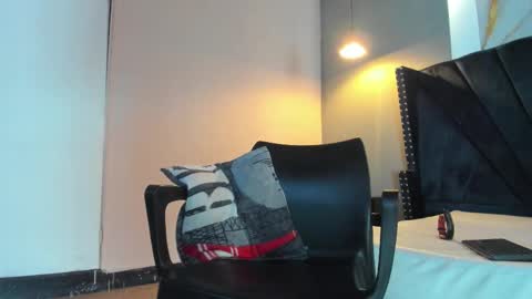 XANDER online show from January 10, 7:59 pm