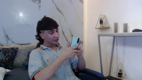 Snapshot of xandergrey8 chatting on April 19, 7:38 pm xandergrey8 online show from April 19, 7:38 pm