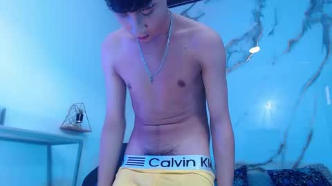 Snapshot of xandergrey8 chatting on May 4, 7:32 pm xandergrey8 online show from May 4, 7:32 pm