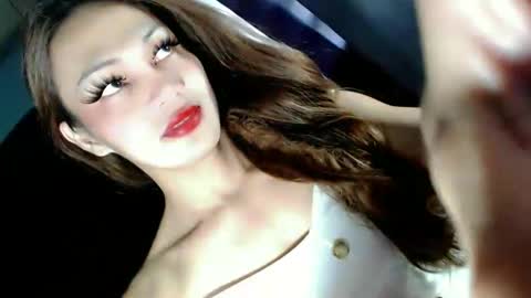 Snapshot of xangel_redx chatting on December 7, 11:45 pm ANGEL online show from December 7, 11:45 pm