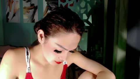 Snapshot of xangel_redx chatting on January 3, 11:35 am ANGEL online show from January 3, 11:35 am