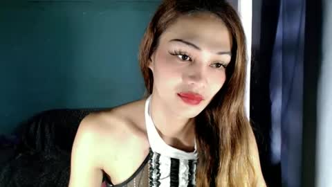 Snapshot of xangel_redx chatting on January 24, 11:45 pm ANGEL online show from January 24, 11:45 pm