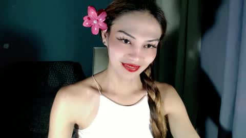 Snapshot of xangel_redx chatting on February 18, 2:49 pm ANGEL online show from February 18, 2:49 pm
