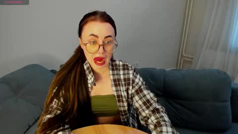 Alice online show from April 19, 11:20 am