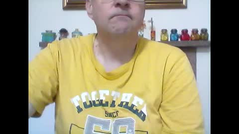 Snapshot of xaramanu chatting on April 26, 8:23 am xaramanu online show from April 26, 8:23 am