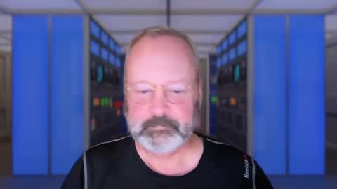 Snapshot of xarkevis chatting on September 13, 8:19 pm X4RK3V15 online show from September 13, 8:19 pm