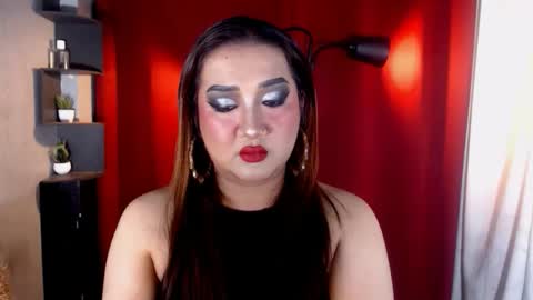 Snapshot of xasianempressx chatting on March 4, 9:21 pm Nira NOT INTO CHEAP GUYS online show from March 4, 9:21 pm