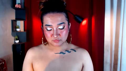 Snapshot of xasianempressx chatting on March 20, 7:57 am Nira NOT INTO CHEAP GUYS online show from March 20, 7:57 am