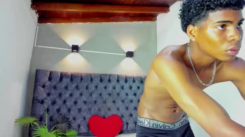 Snapshot of xavi_lee chatting on November 6, 7:48 pm XAVI online show from November 6, 7:48 pm