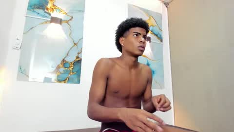 Snapshot of xavi_lee chatting on March 19, 7:40 pm XAVI online show from March 19, 7:40 pm