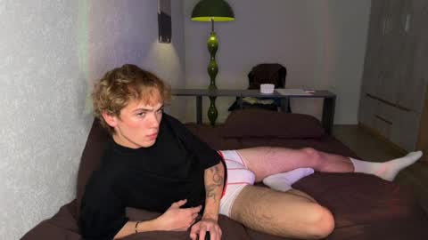 Snapshot of xavier_200 chatting on April 10, 2:00 pm Xavier PVT open online show from April 10, 2:00 pm