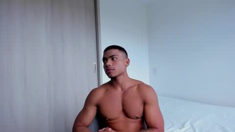 Snapshot of xavier_colleman chatting on January 14, 10:12 pm Xavier online show from January 14, 10:12 pm