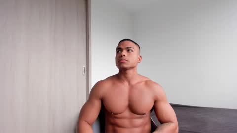 Snapshot of xavier_colleman chatting on February 9, 7:41 pm Xavier online show from February 9, 7:41 pm