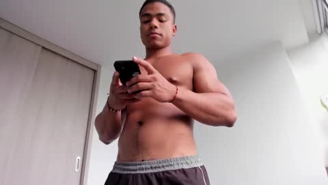 Snapshot of xavier_colleman chatting on March 6, 9:31 pm Xavier online show from March 6, 9:31 pm