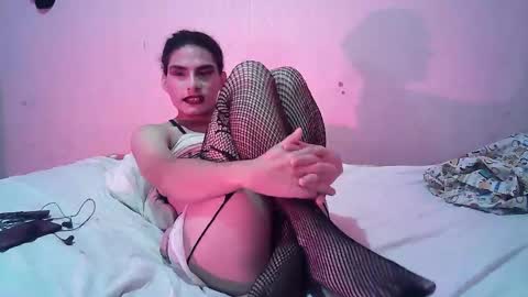 britany   online show from November 22, 4:33 am