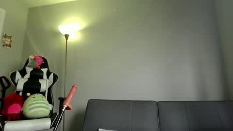  charlotte euphoria  online show from November 19, 7:58 pm